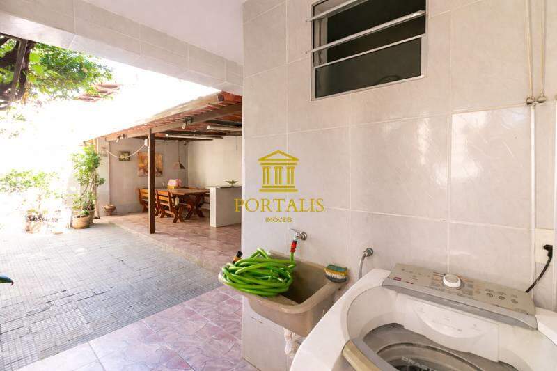 Casa, 3 quartos, 287 m² - Foto 22