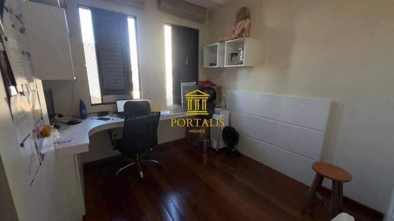 Apartamento, 4 quartos, 138 m² - Foto 11