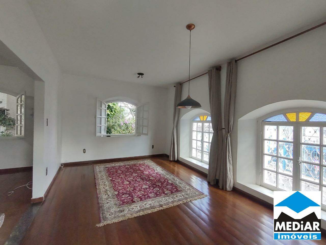 Casa, 5 quartos, 260 m² - Foto 3