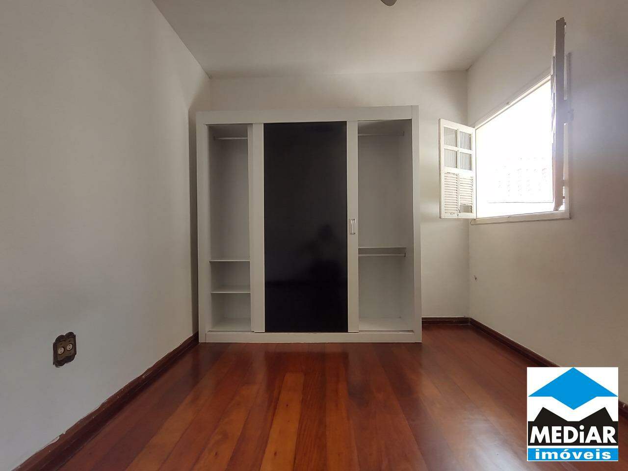Casa, 5 quartos, 260 m² - Foto 12