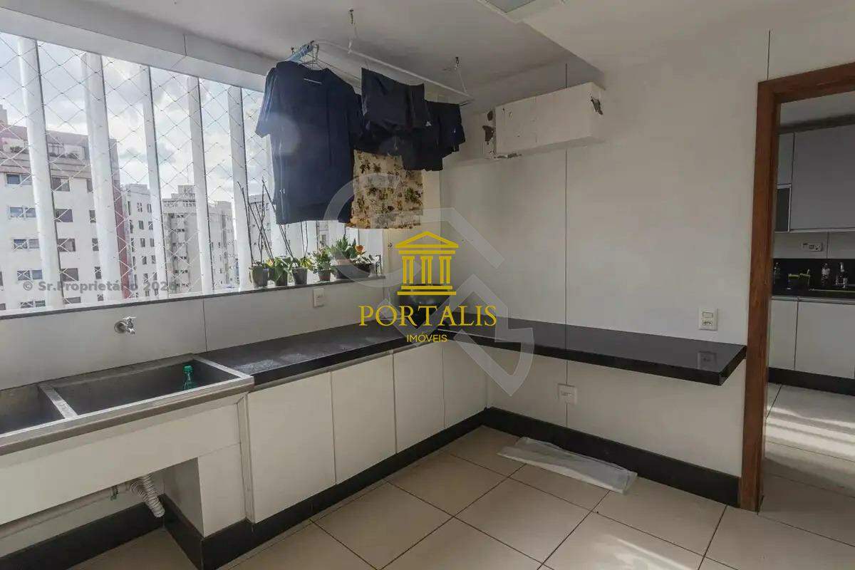 Apartamento, 4 quartos, 330 m² - Foto 21
