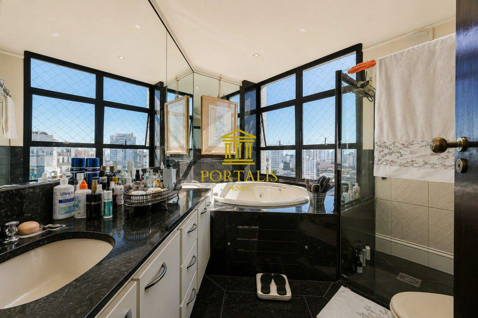 Apartamento, 4 quartos, 260 m² - Foto 11