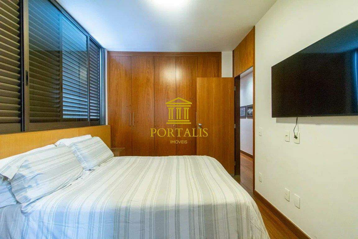 Apartamento, 4 quartos, 212 m² - Foto 13