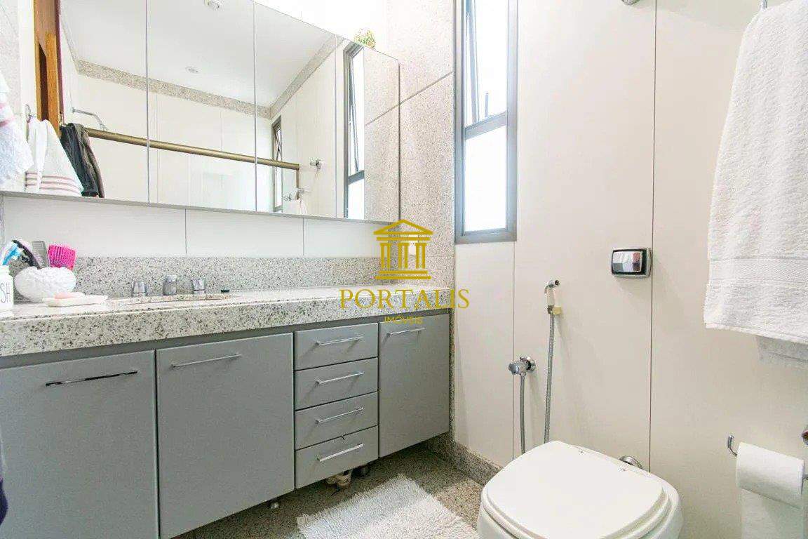 Apartamento, 4 quartos, 212 m² - Foto 22