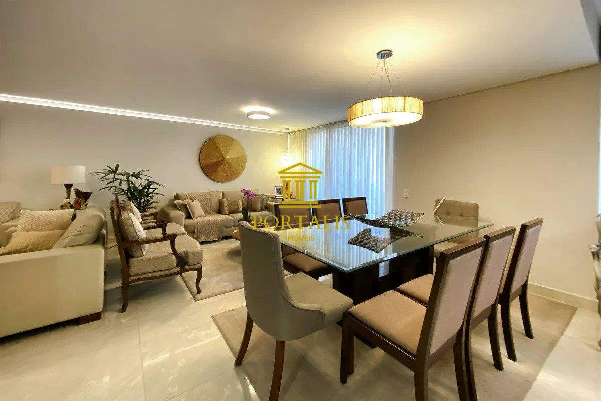 Apartamento, 3 quartos, 188 m² - Foto 1