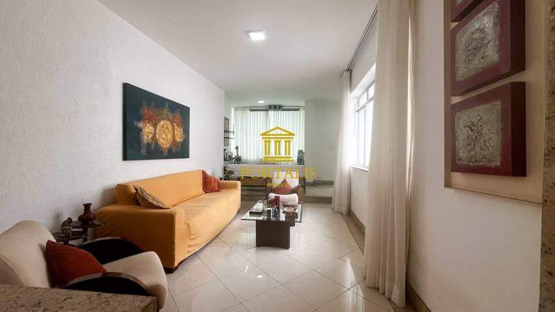 Casa, 7 quartos, 440 m² - Foto 1