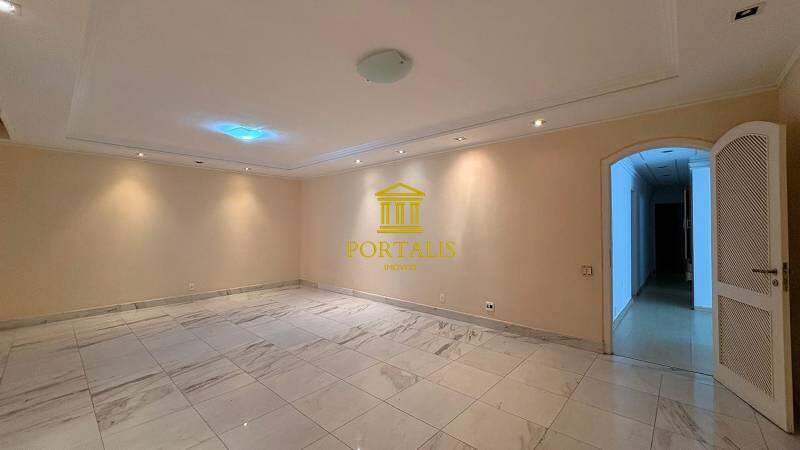 Casa, 4 quartos, 304 m² - Foto 2