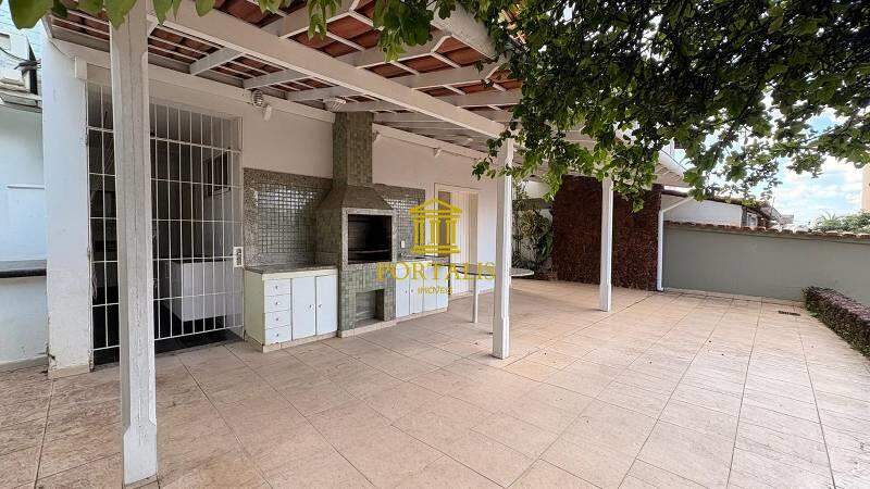 Casa, 4 quartos, 304 m² - Foto 24
