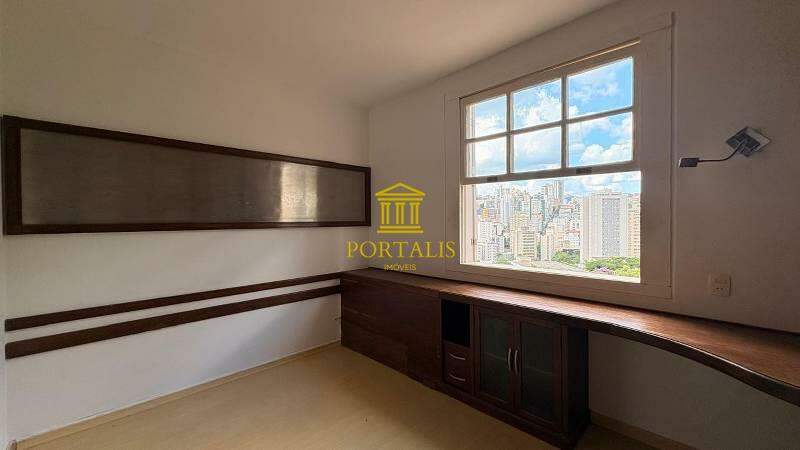 Casa, 4 quartos, 304 m² - Foto 8