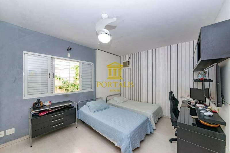 Casa, 4 quartos, 267 m² - Foto 14