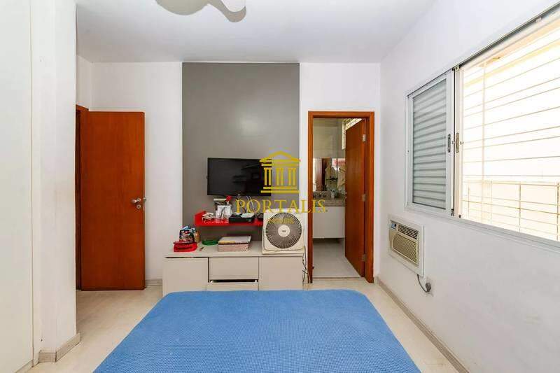 Casa, 4 quartos, 267 m² - Foto 18