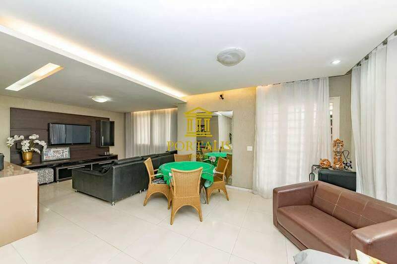 Casa, 4 quartos, 267 m² - Foto 4
