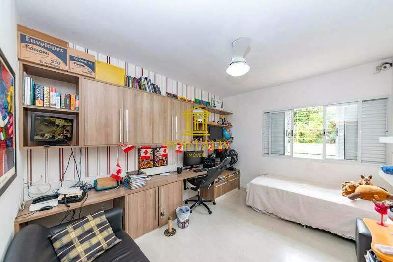 Casa, 4 quartos, 267 m² - Foto 9