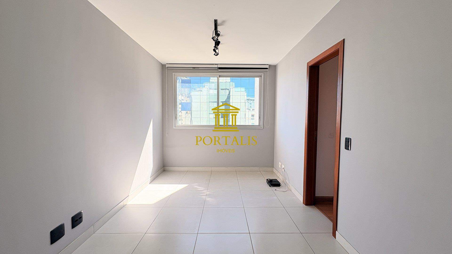Apartamento, 2 quartos, 71 m² - Foto 2