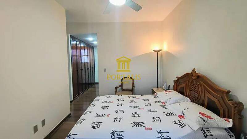 Apartamento, 4 quartos, 200 m² - Foto 8