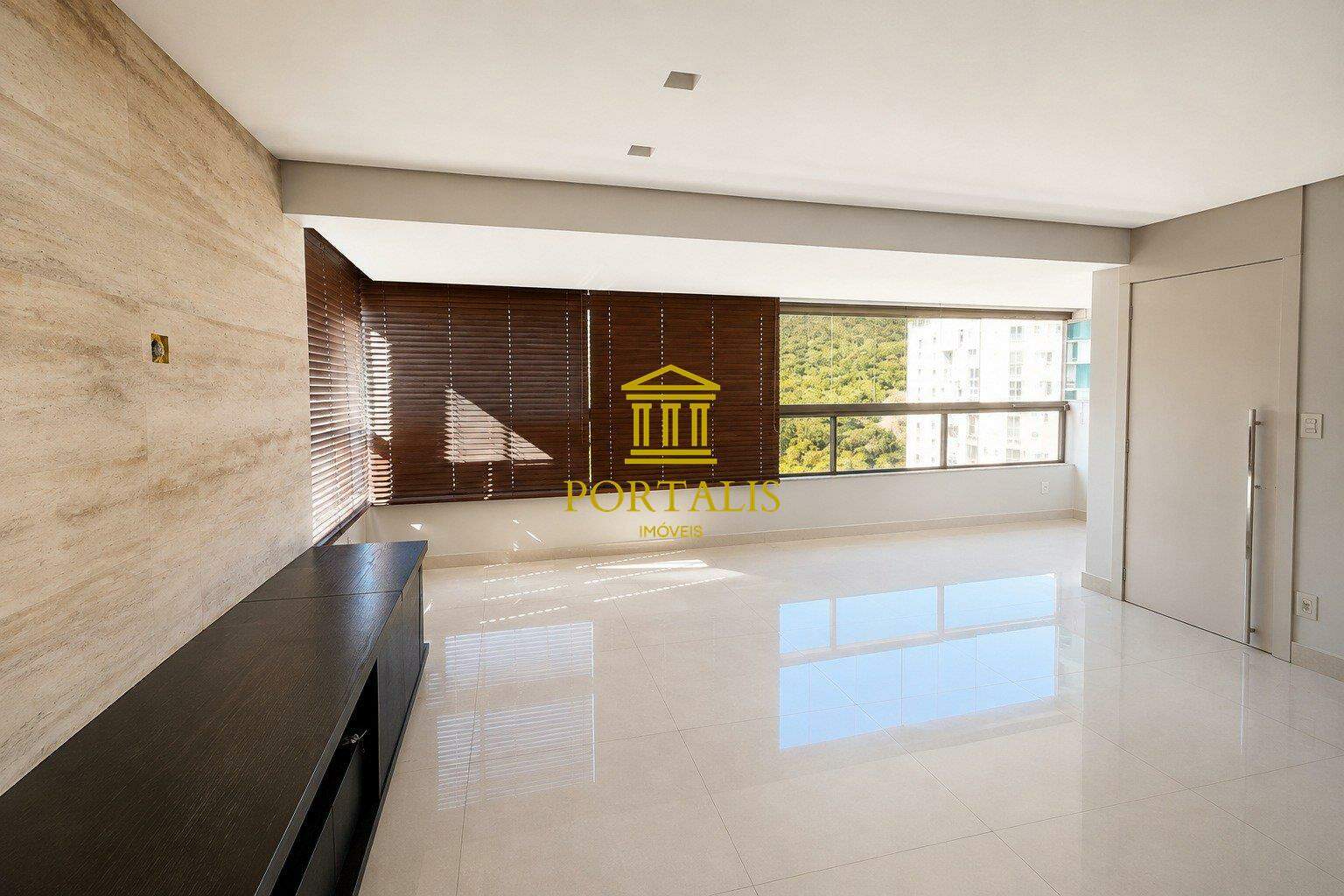 Apartamento, 3 quartos, 109 m² - Foto 1