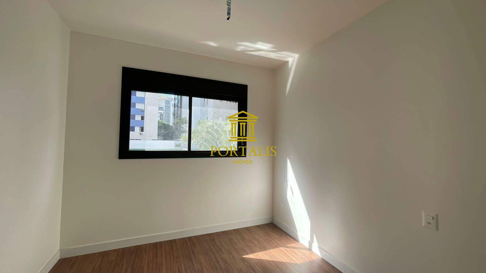 Apartamento, 2 quartos, 76 m² - Foto 8