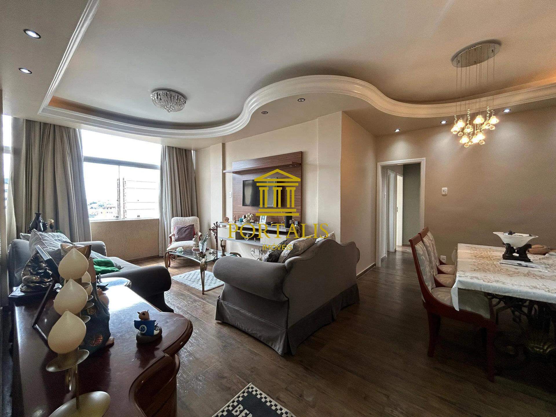 Apartamento, 3 quartos, 120 m² - Foto 1