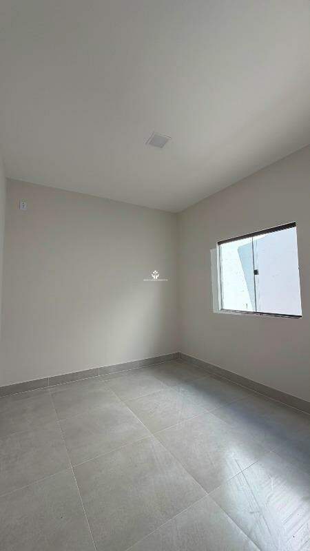 Casa à venda no Tancredo Neves: Quarto