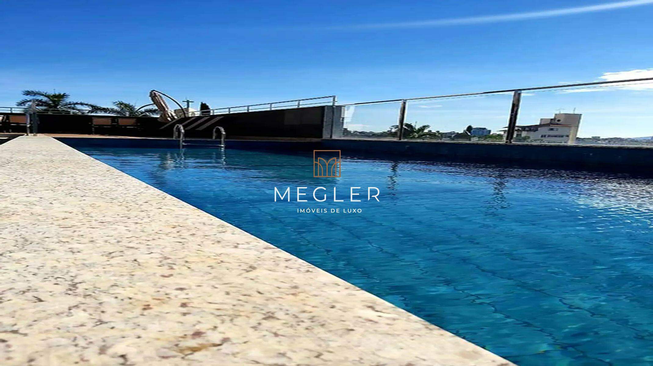 Apartamento à venda no Sagrada Família: Piscina