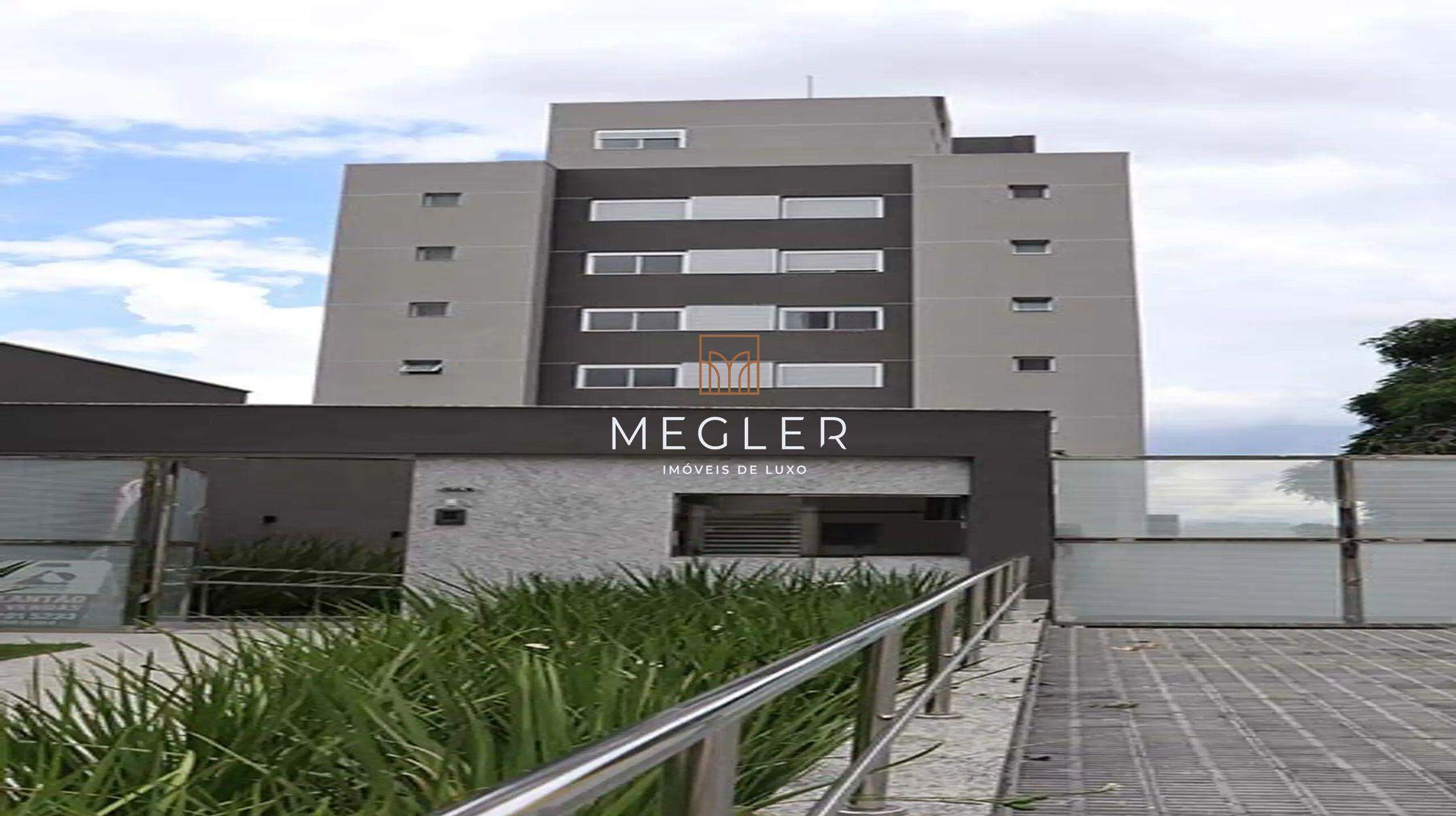 Apartamento à venda no Sagrada Família: Entrada