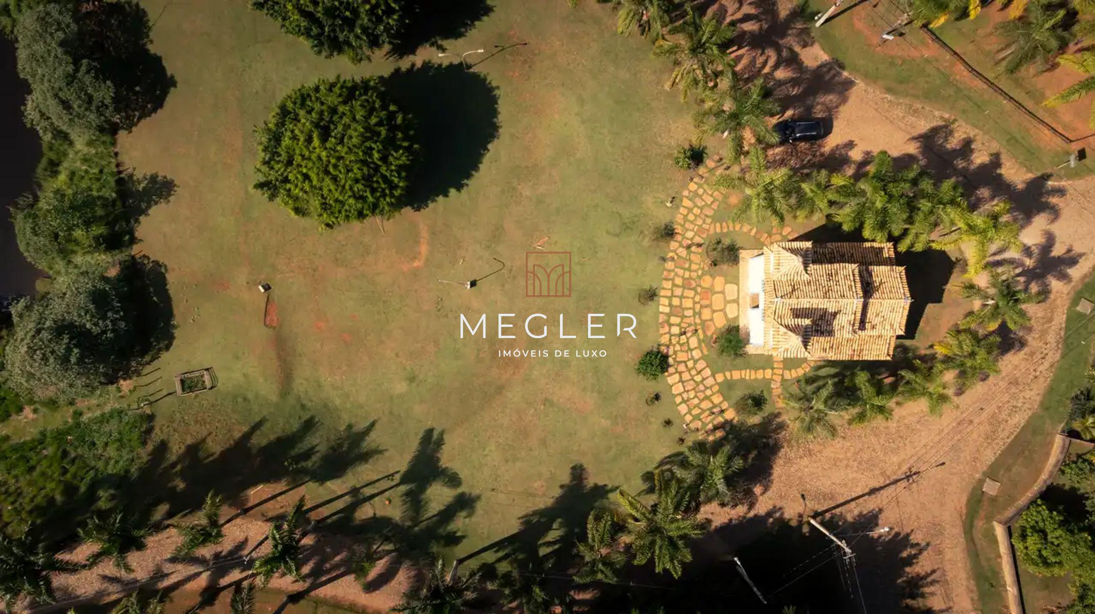 Apartamento à venda no MG020: 