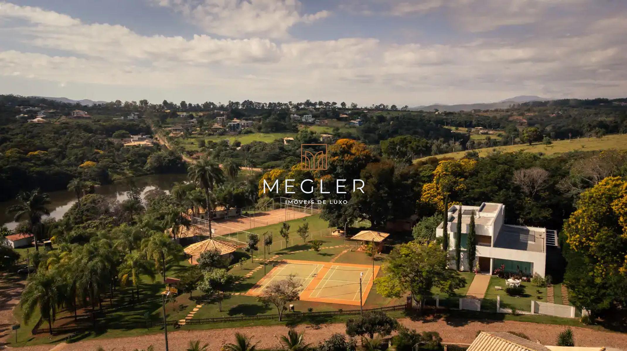 Apartamento à venda no MG020: 