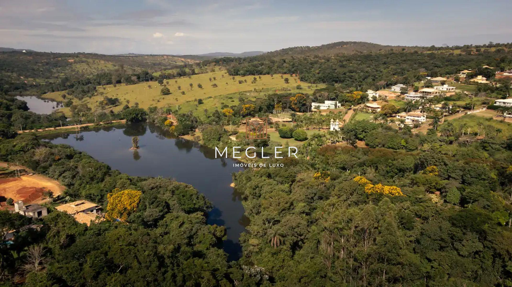 Apartamento à venda no MG020: 