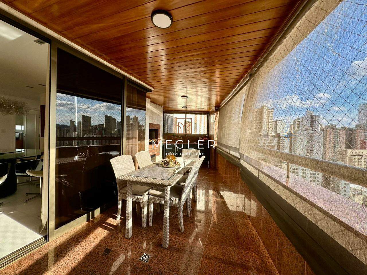 Apartamento à venda no Belvedere: 