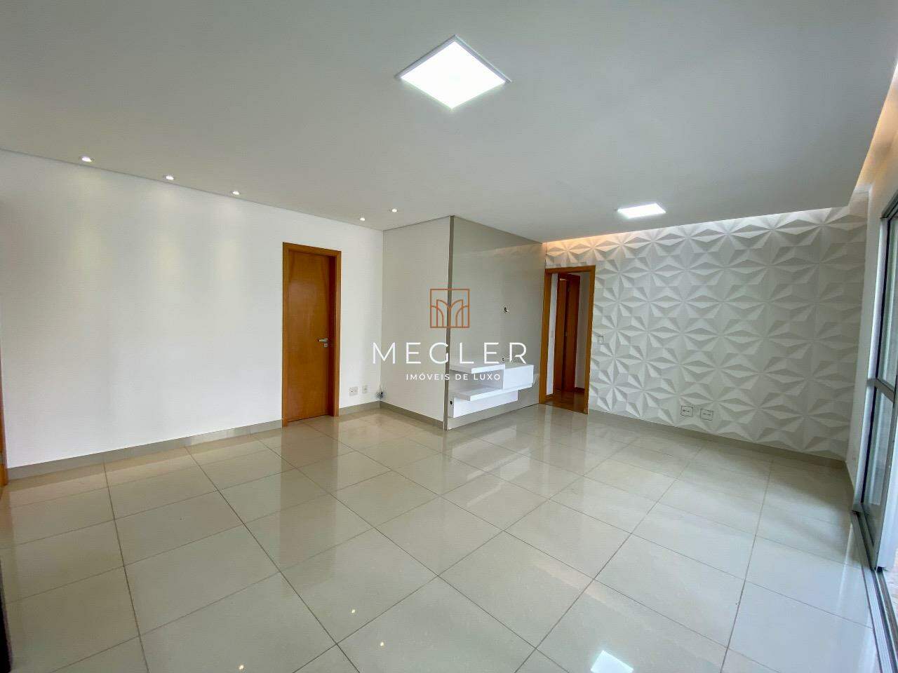 Apartamento à venda no Vila da Serra: 