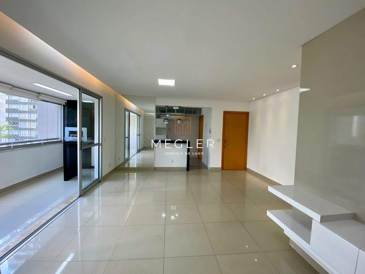 Apartamento à venda no Vila da Serra: 