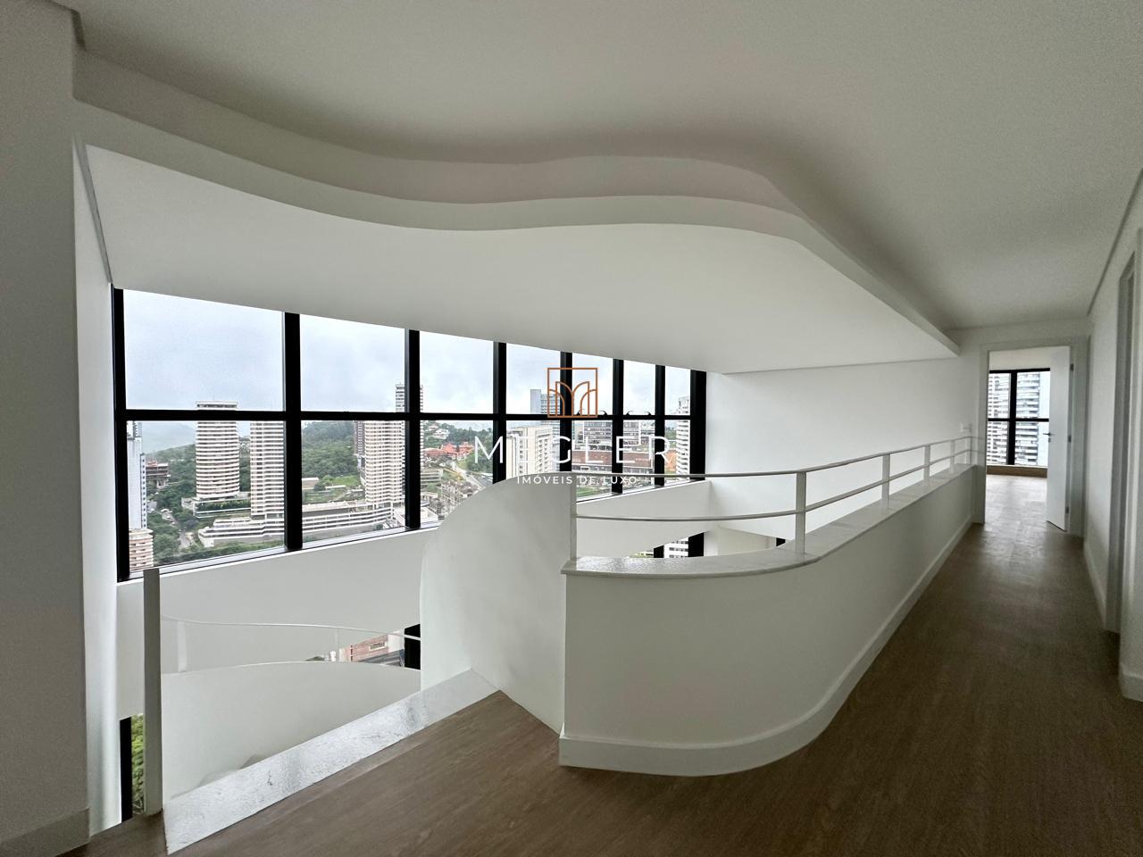 Apartamento Duplex à venda no Vale do Sereno: 