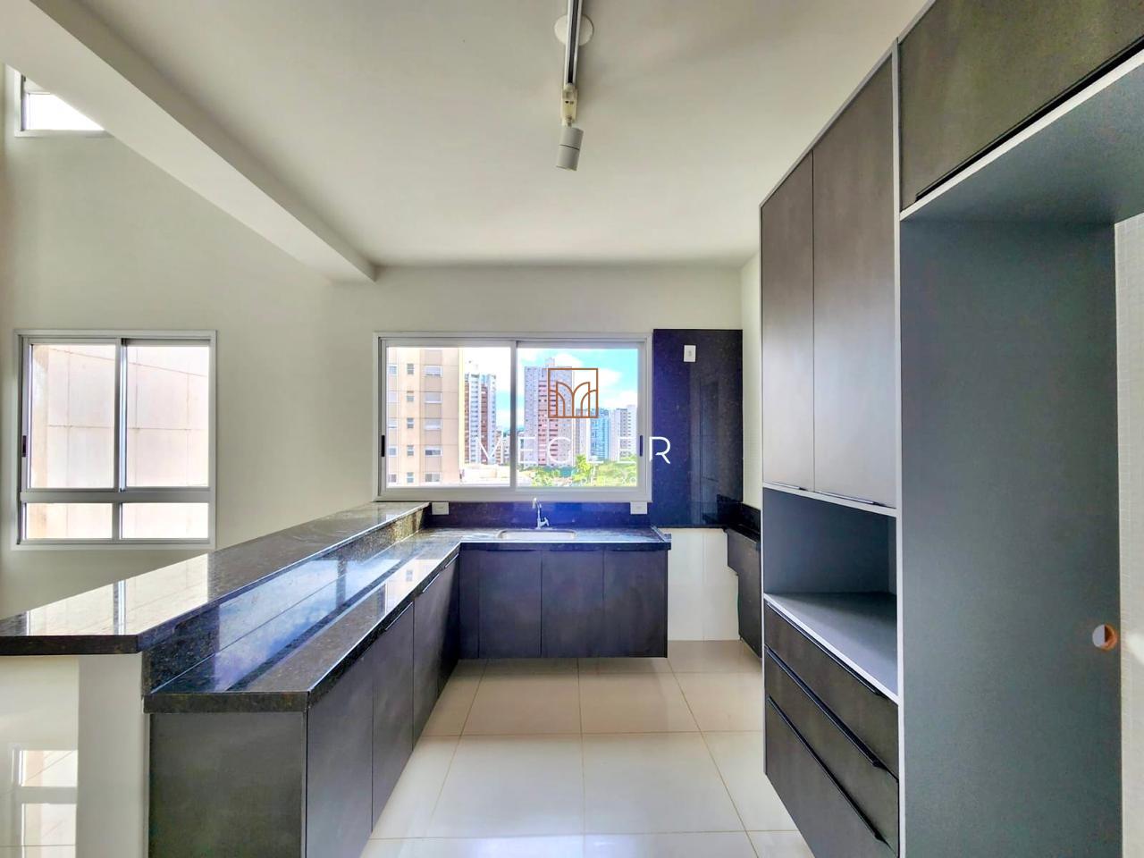 Apartamento Duplex à venda no Vila da Serra: 