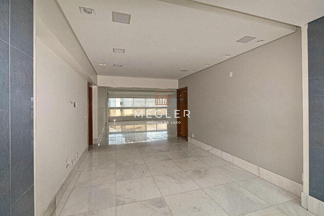 Apartamento à venda no Vila da Serra: 
