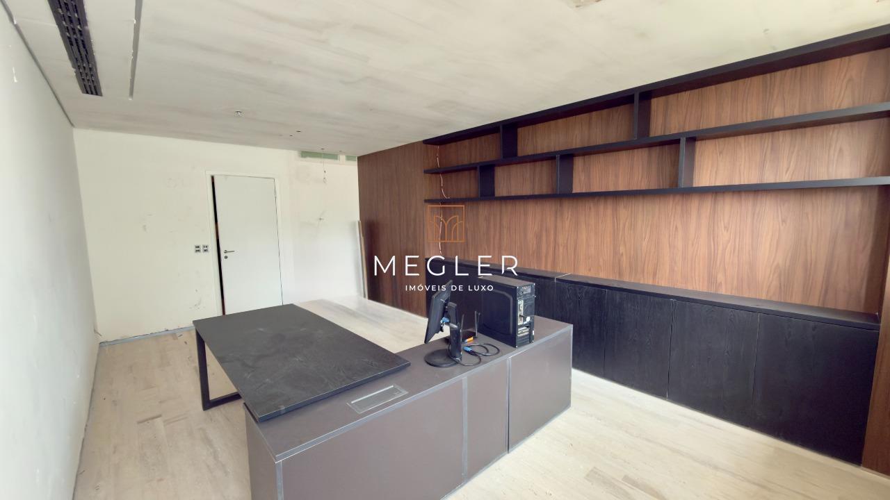 Sala à venda no Vila da Serra: 