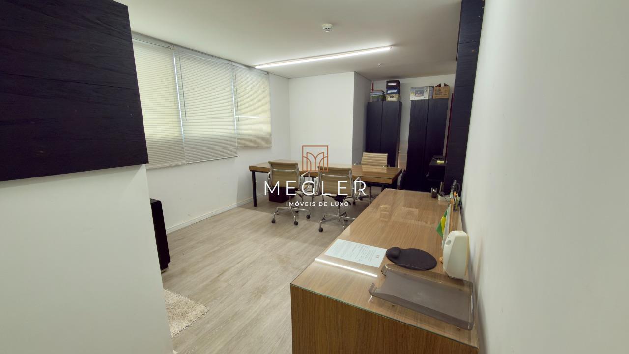 Sala à venda no Vila da Serra: 