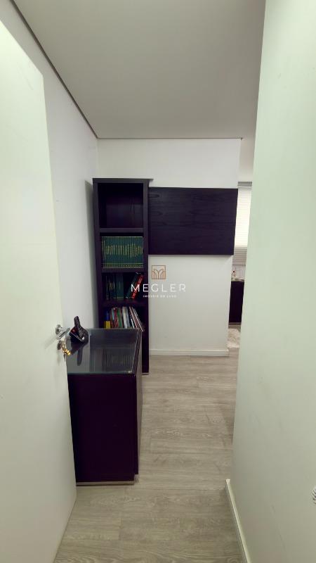 Sala à venda no Vila da Serra: 