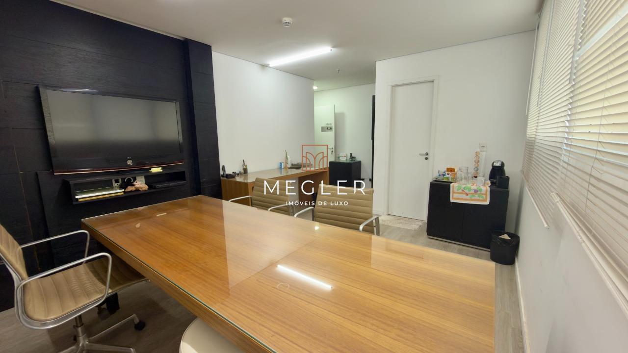 Sala à venda no Vila da Serra: 