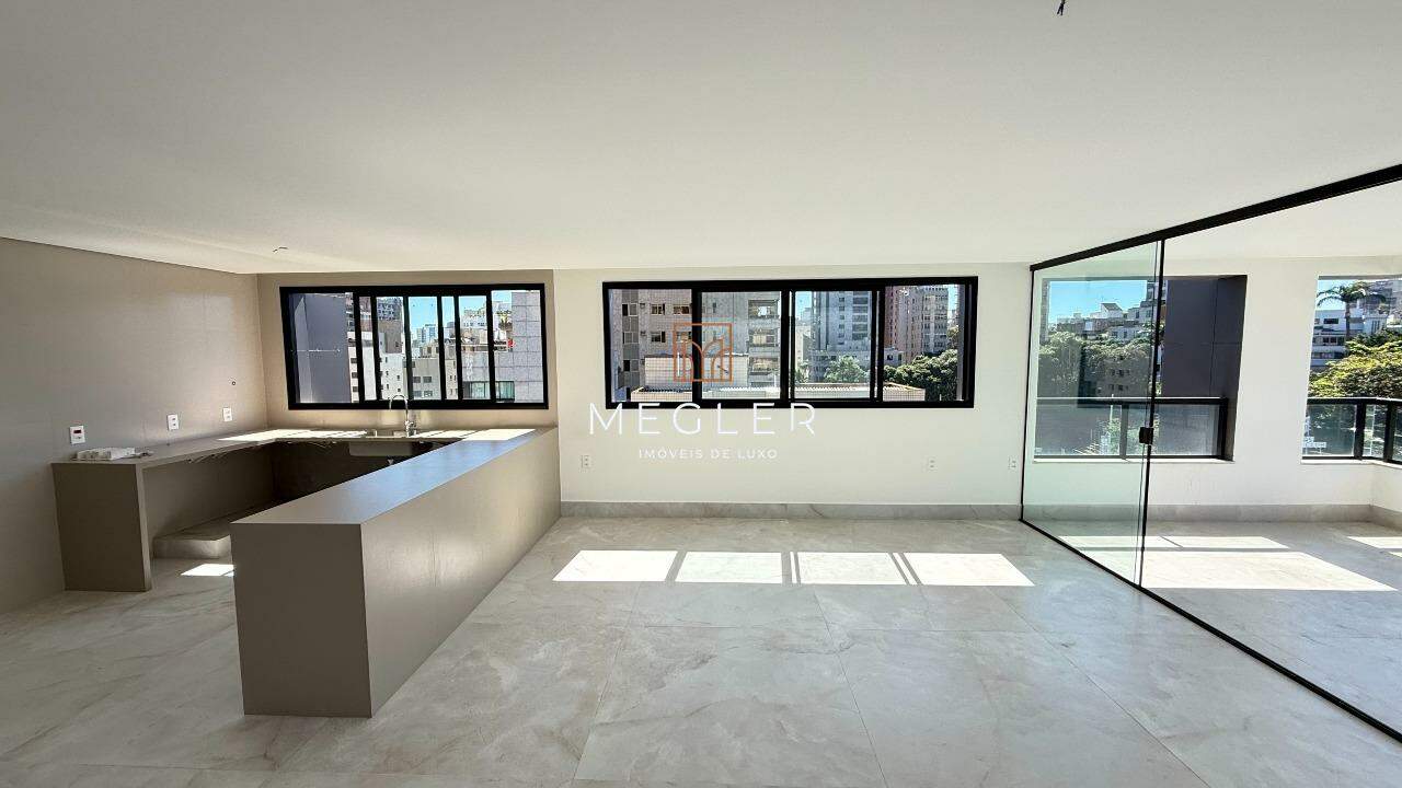 Apartamento à venda no Lourdes: 