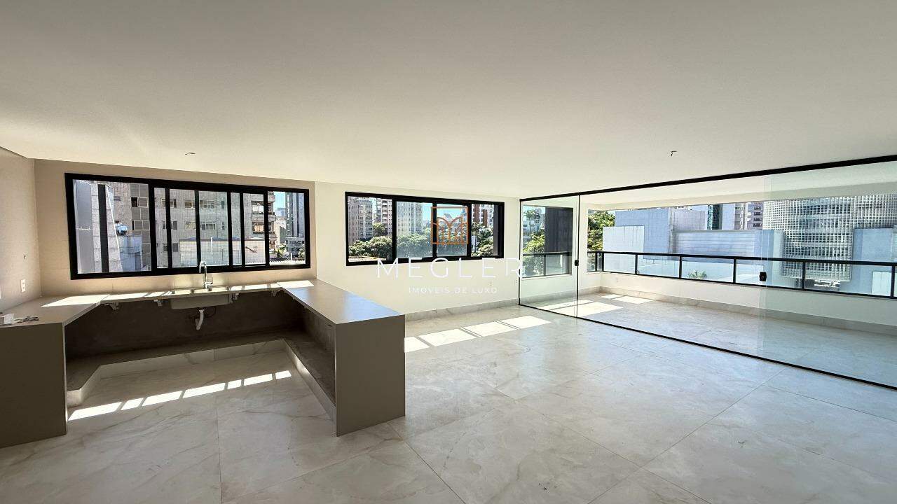 Apartamento à venda no Lourdes: 