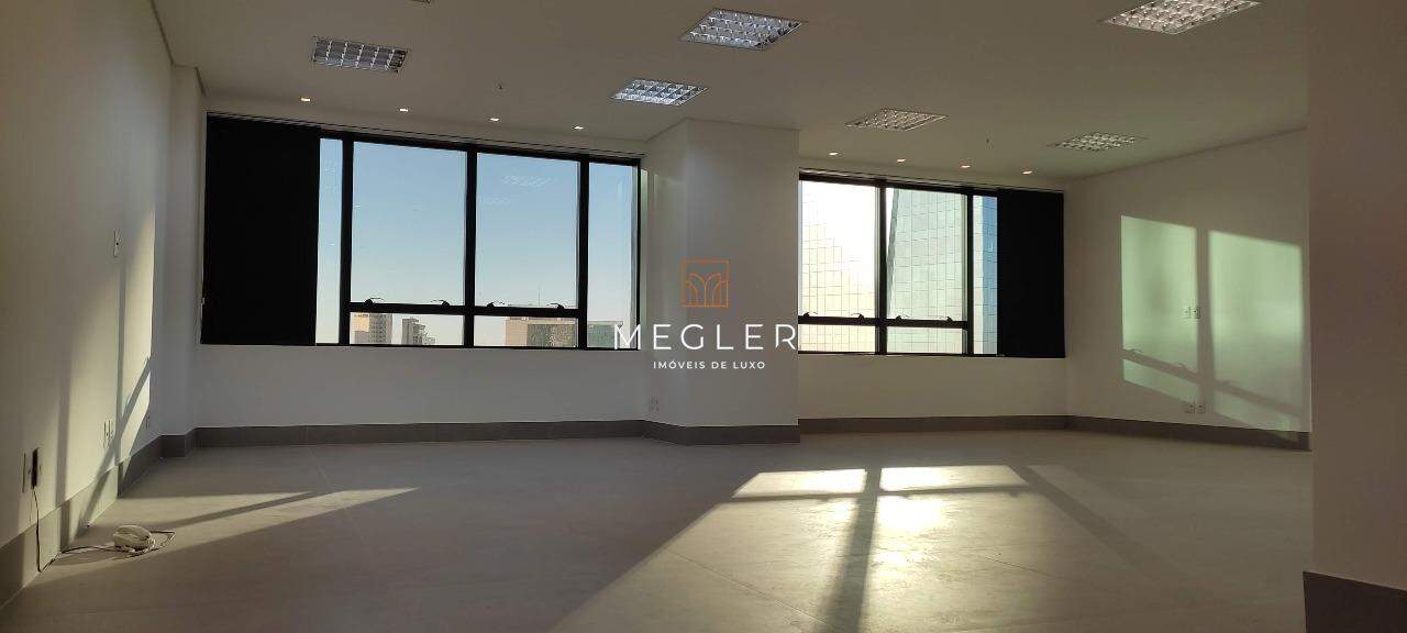 Sala para aluguel no Vila da Serra: 