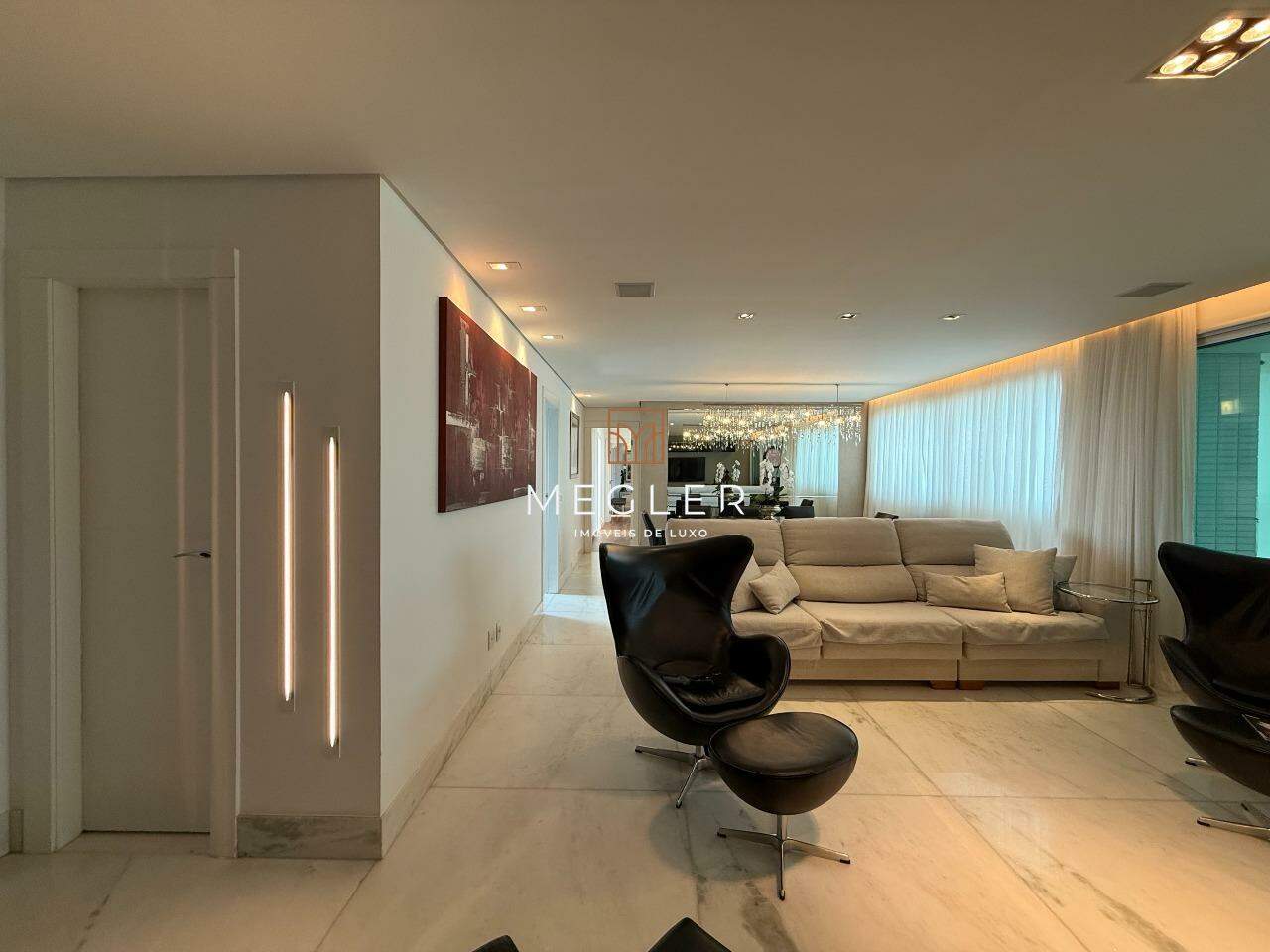 Apartamento à venda no Vila da Serra: 
