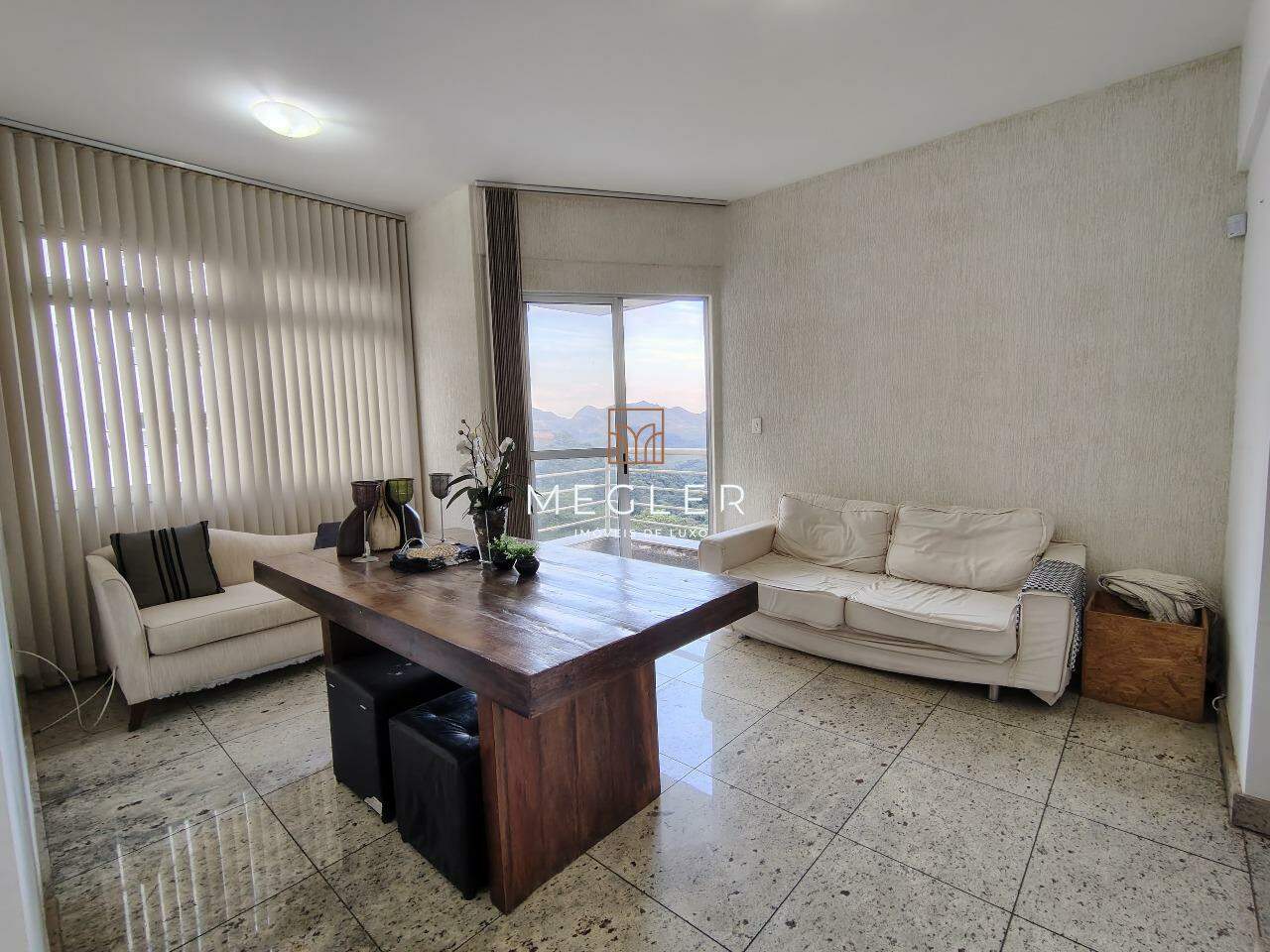 Apartamento à venda no Vale do Sereno: 