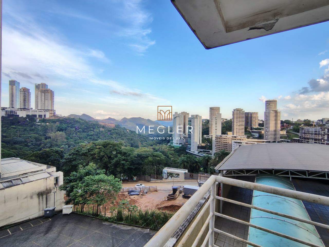 Apartamento à venda no Vale do Sereno: 