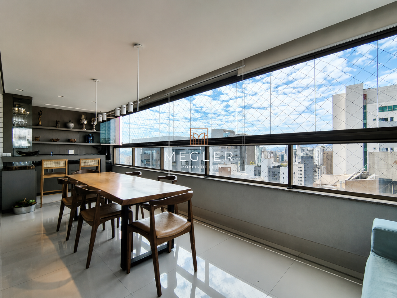 Apartamento à venda no Lourdes: 