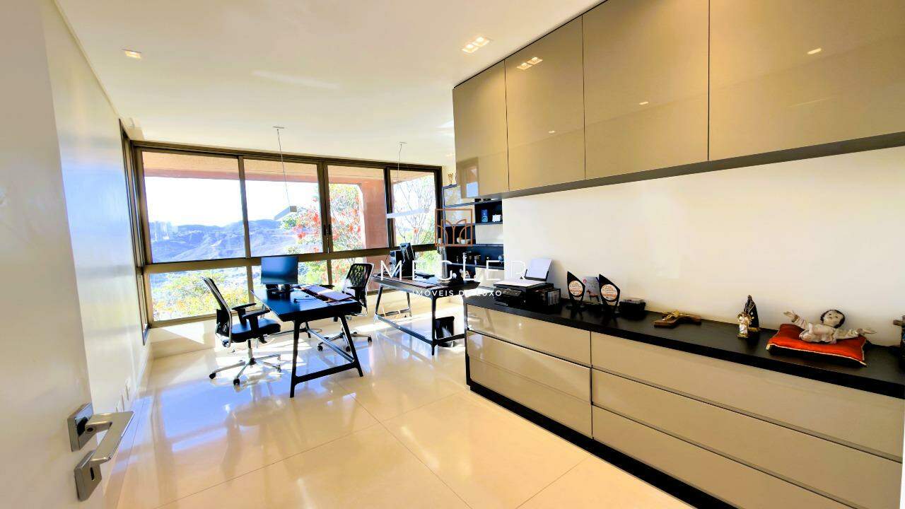 Casa à venda no Vale dos Cristais: 