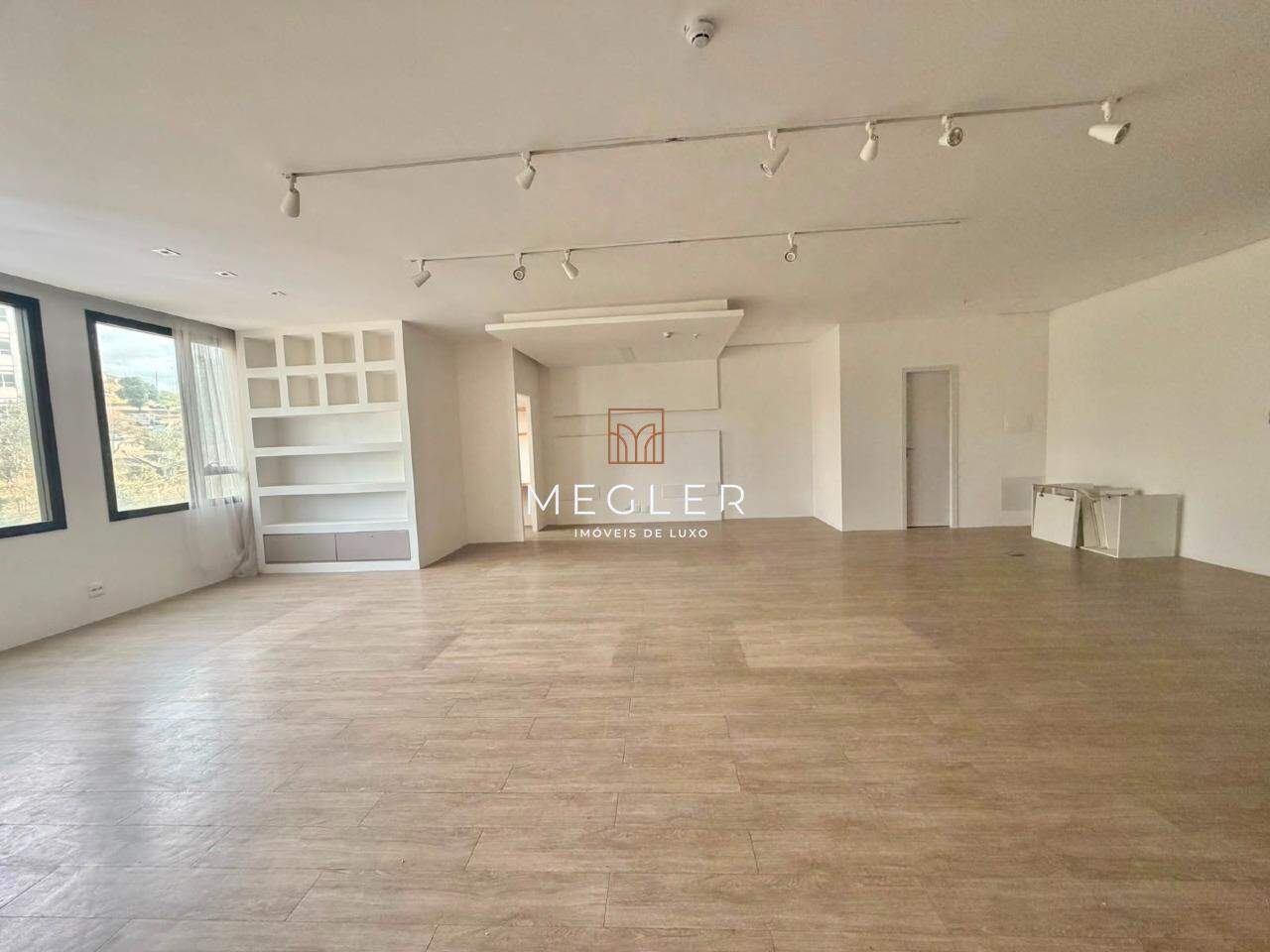 Sala para aluguel no Vila da Serra: 