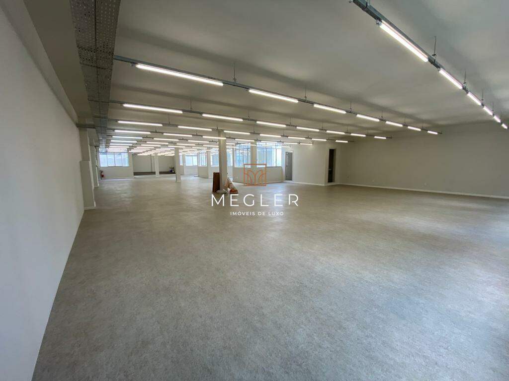 Sala para aluguel no Centro: 