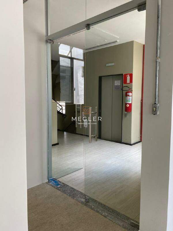 Sala para aluguel no Centro: 
