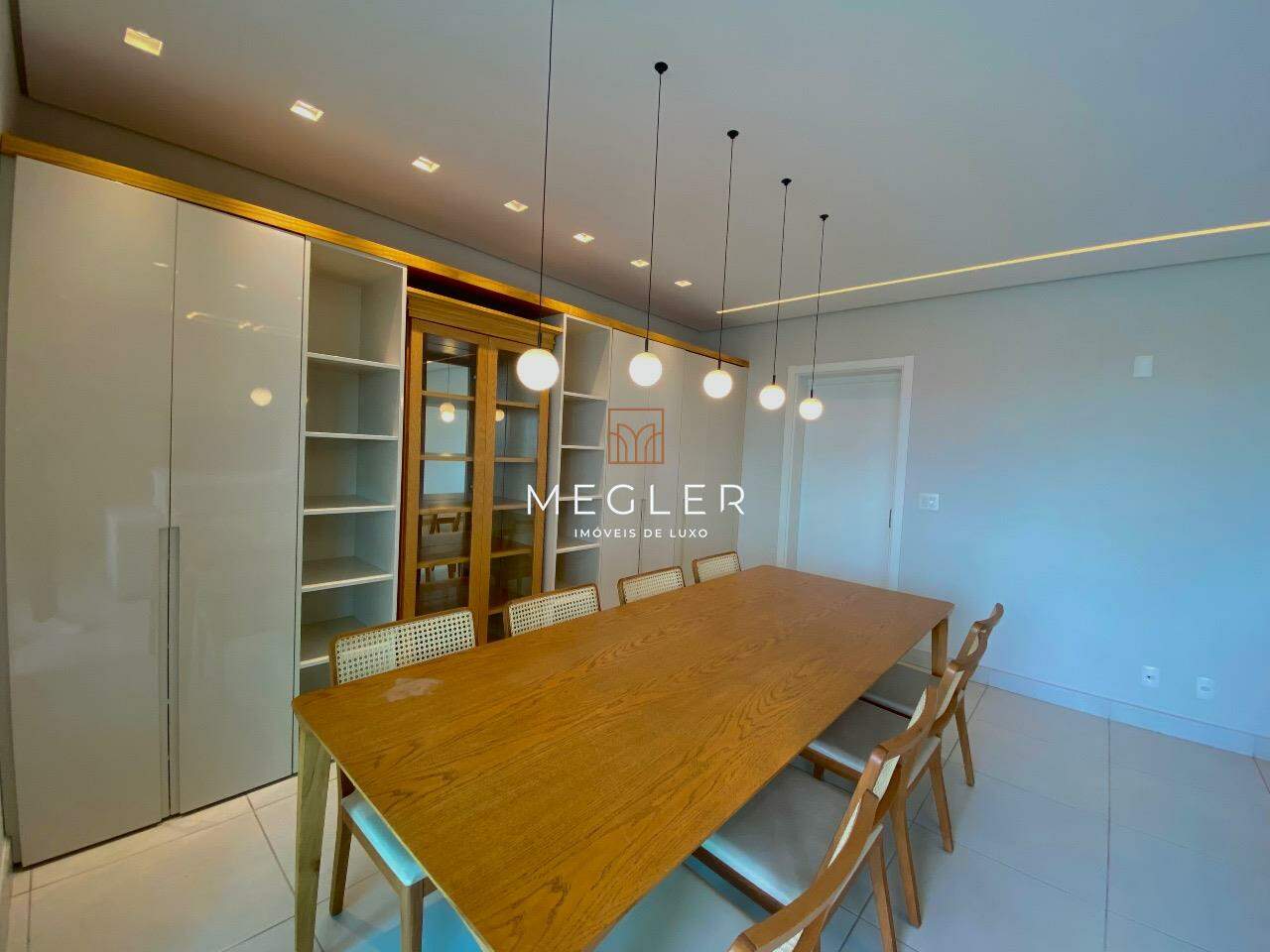 Apartamento à venda no Vila da Serra: 